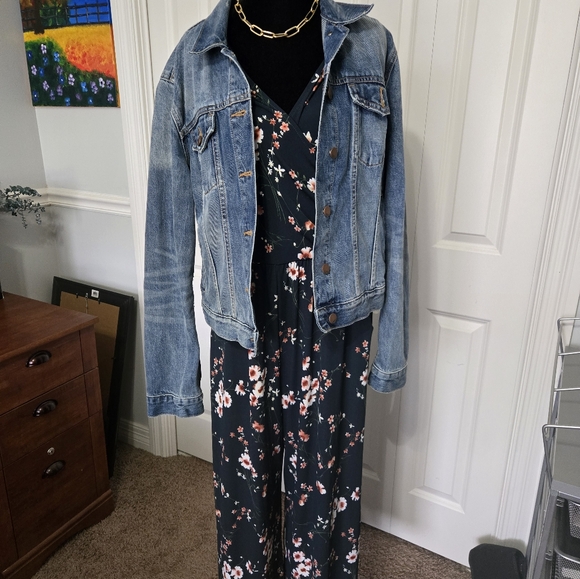 Kaileigh Floral Jumpsuit in Green and White - Picture 4 of 4